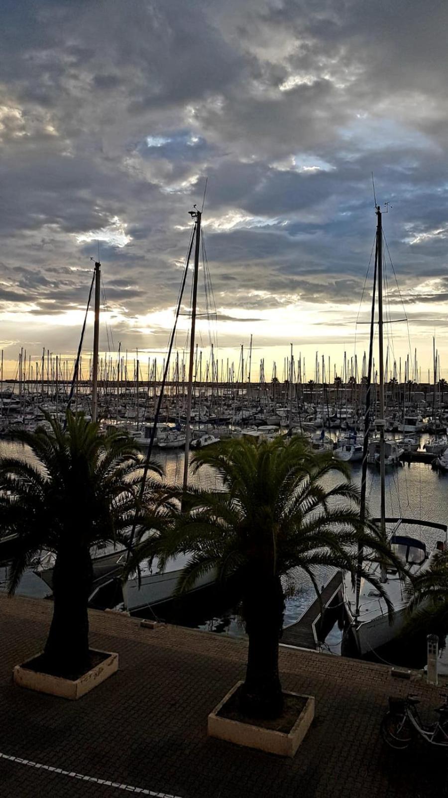 Apartamento T2 Sur Le Port Avec Parking Gruissan Exterior foto