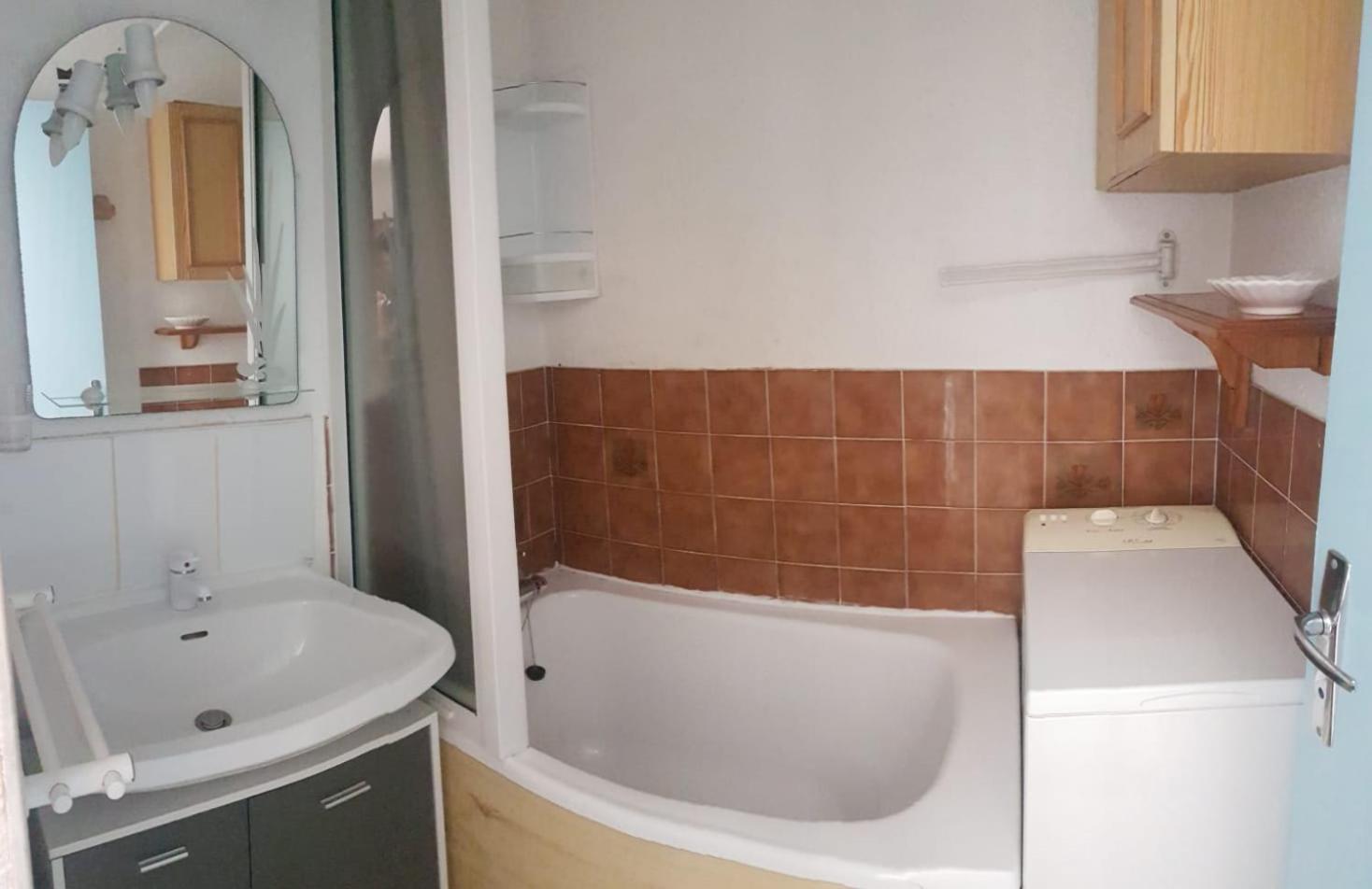 Apartamento T2 Sur Le Port Avec Parking Gruissan Exterior foto